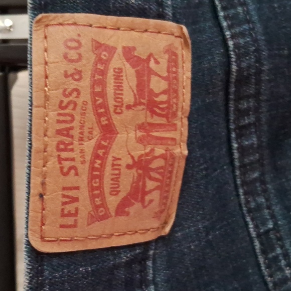Levi's woman size 12 classic straight denim jeans - Picture 3 of 6